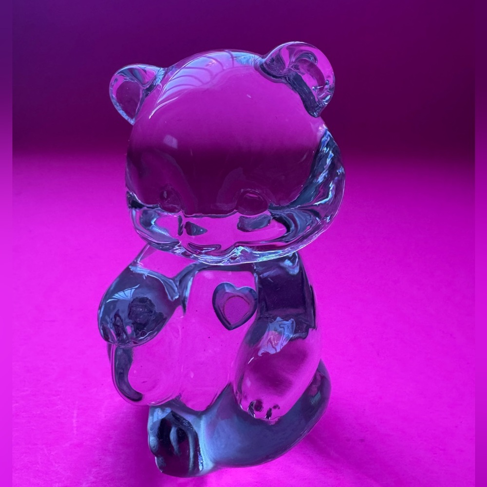 Fenton Bear Art Glass Figurine Paperweight Blue And Pink Heart